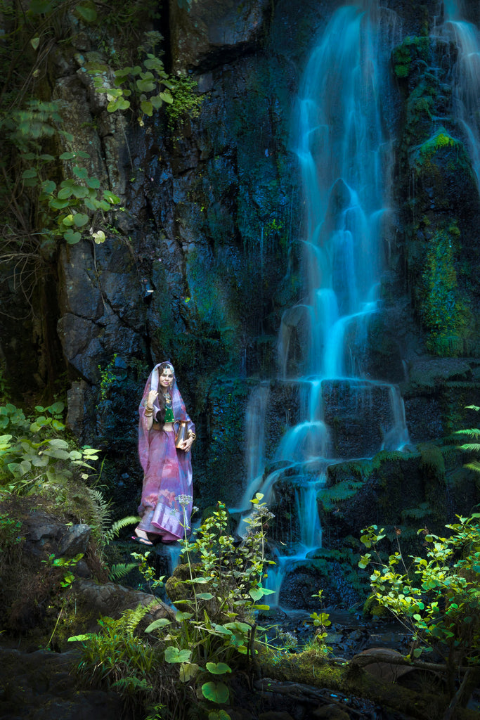 Linn Jaw Waterfall: from lucky find to Indian themed photoshoot