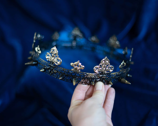 The Dark King black and gold spiky crown