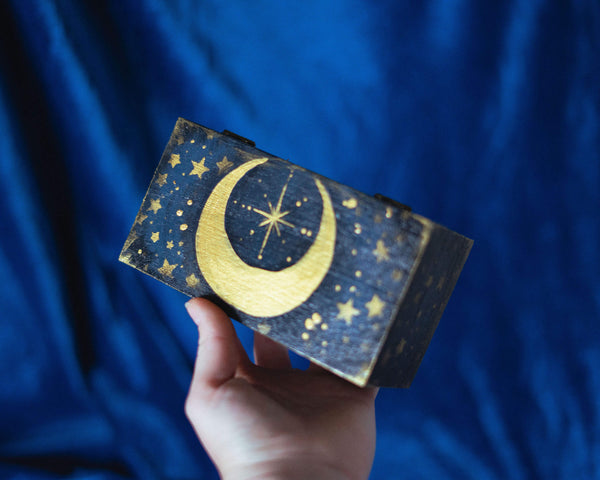 Golden stars small tarot box