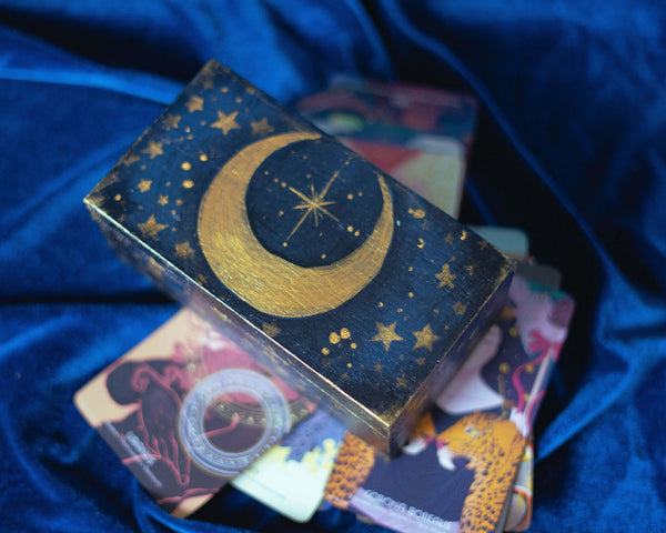 Golden stars small tarot box