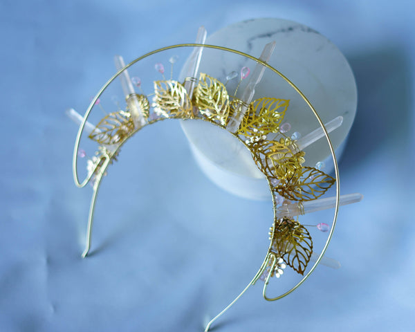 Sacura Bloom golden quartz crystal crown